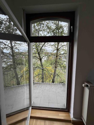 Martinsviertel, Südbalkon, 3 ZKB mit EBK - ruhig, attraktiv mit Charme – von Privat – Blick aus Balkonzimmer