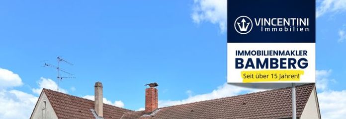 + RESERVIERT + Wohnhaus mit Ausbaureserve, zwei Garagen und viel Potenzial