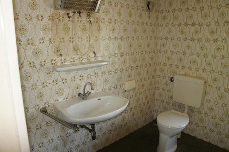 ** DOM SZACHULCOWY Z OKŁADZINĄ Z ŁUPKA I STARYM DRZEWOSTANEM W MUDERSBACH ** – Bild 5