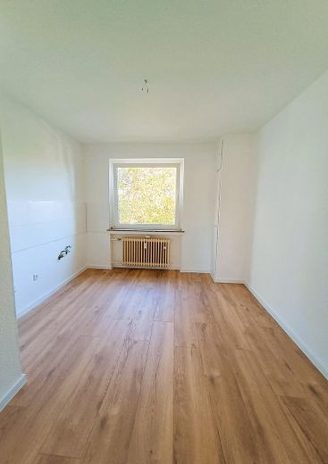 Balkonlu 3 odalı daire (95 m²) - yeni yenilenmiş – Fotoğraf 3
