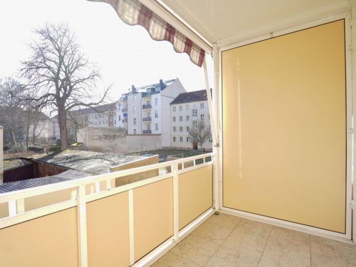 Balcone / Posizione centrale / Cortile interno tranquillo – Foto 1