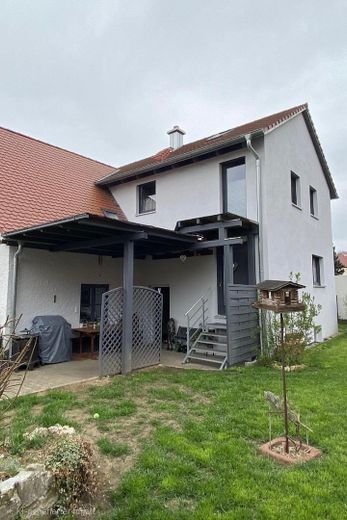 Zweifamilienhaus renoviert, Glasfaser, Einliegerwohnung mgl., niedrige Heizkosten, von privat – Foto 6