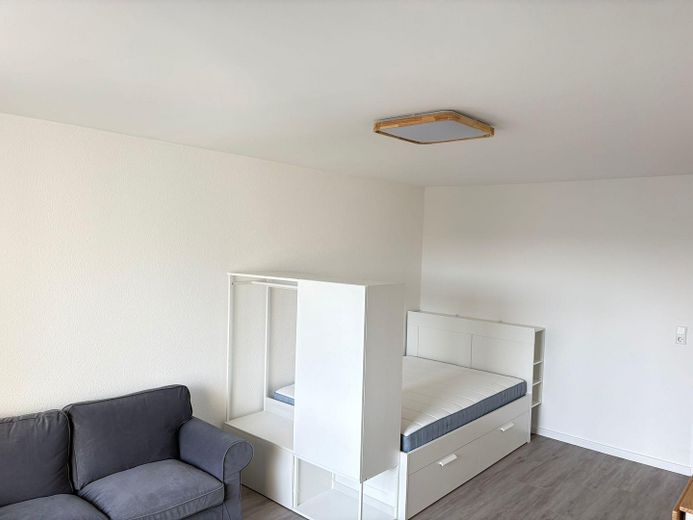 Voll Möblierte 1-Zimmer Wohnung im 5. OG in Mainz-Gonsenheim 990,00 EURO – Foto 3