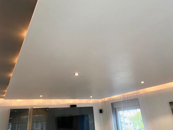 Appartamento in condominio di lusso con balcone e garage + parcheggio (in totale 3 auto) e riscaldamento a pavimento – Foto 7