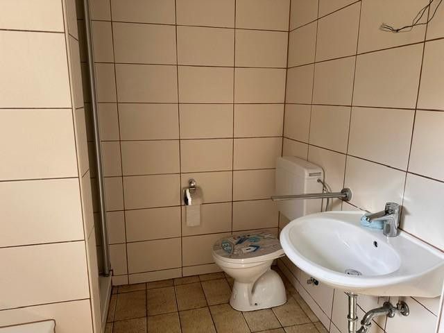 Helle 3-Zimmer-Wohnung in citynaher Lage von Eschweiler – Bad-WC