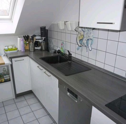 Charmante 3,5-Zimmer-Dachgeschosswohnung in ruhiger Wohnlage von Winnenden – Küche