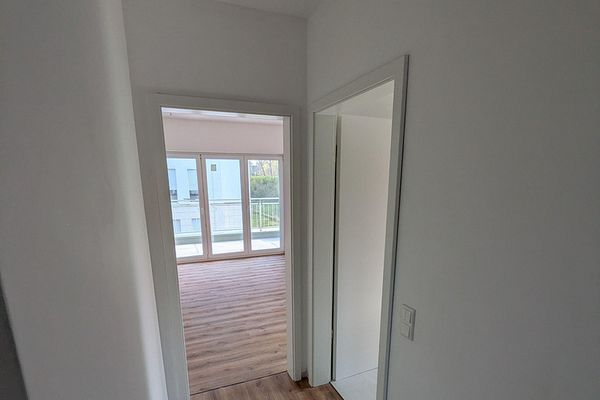 4 Zimmer Oberwohnung mit Balkon im Villenquartier *Erstbezug*