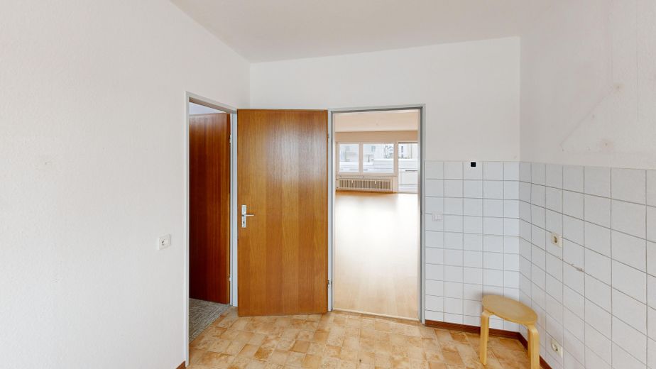 Ruim 3,5-kamerappartement met kleedkamer & balkon – ca. 98 m² in Böblingen-Dagersheim – Foto 7