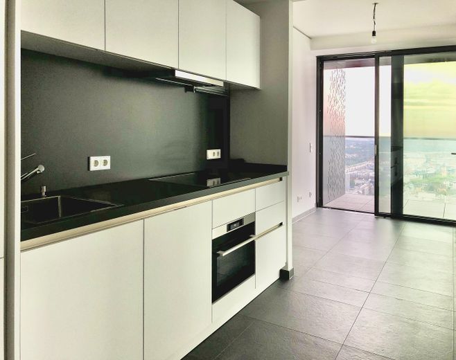 Grand Tower - Exklusive 2-Zimmer-Wohnung mit Skylineblick im 38. OG – Foto 6