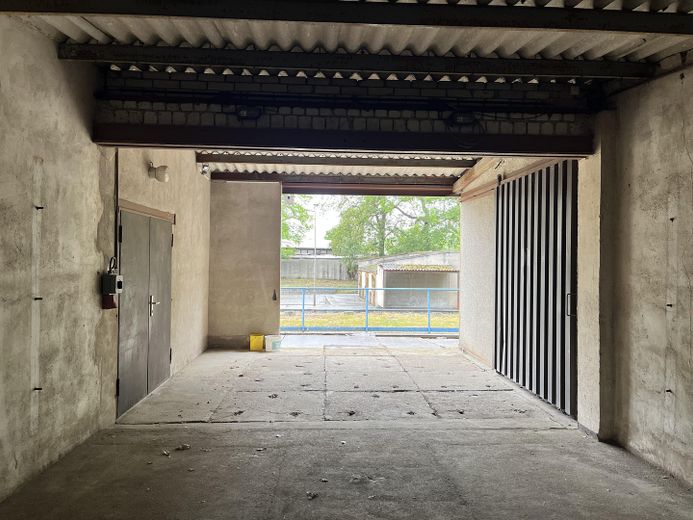 Kl. Halle - Gesamt ca. 650 m²