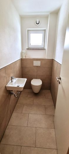 3 Zimmer Wohnung BJ 2022 – Gäste-WC