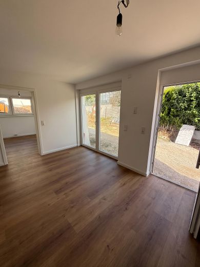 3,5 Zimmer Wohnung - Erstbezug nach energetischer Kernsanierung – Wohnzimmer & Esszimmer