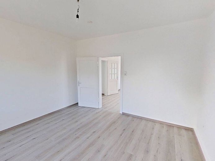 Acogedor piso de 3 habitaciones a poca distancia a pie del centro de la ciudad – Ansicht II: Schlafzimmer I