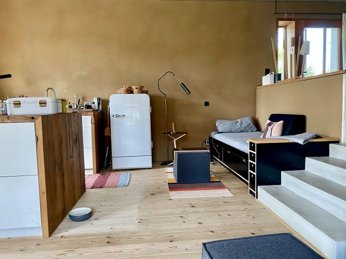 Besonderes Haus mit zeitloser Architektur & ELW am Simssee – Foto 12