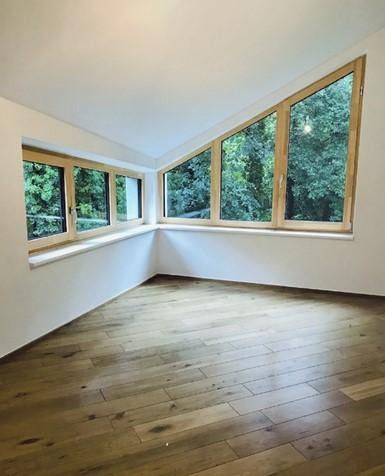 Renoviert & provisionsfrei: Lichtdurchflutete, moderne Villa auf Traumgrundstück – Gästezimmer