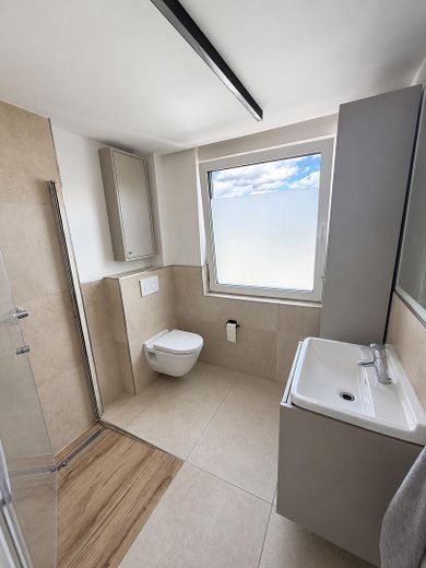 2023 yapımı dubleks · bağımsız ev girişi · balkon · 3 oda · mobilyalı mümkün – Fotoğraf 19