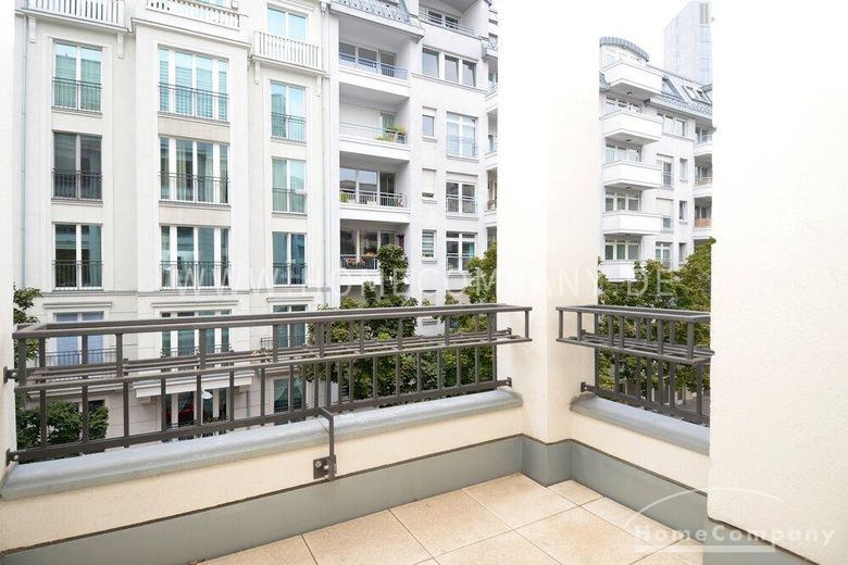 Esclusivo appartamento di lusso dal fascino particolare a Berlino-Mitte – dd70071d02832b4299be4ef1c77629c489bda702.jpg