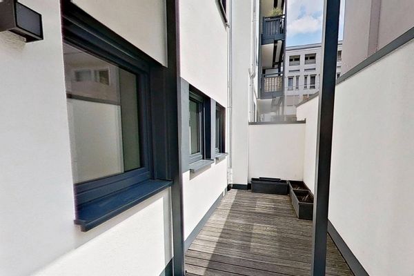 ++ Terraza incluida: Amplio piso de 2 habitaciones con cocina equipada moderna ++