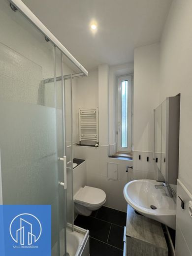 Schöne 3-Zimmer-Wohnung im Erdgeschoss - Nürnberg | EBK | 65 m² – Badezimmer