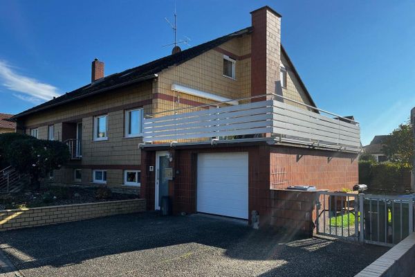 großzügige gepflegt 3 Zimmer Wohnung mit Garage