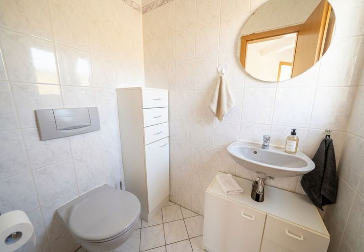ATIK: Gepflegte 3-Zimmer-Erdgeschosswohnung in attraktiver Wohnlage – Gäste-WC