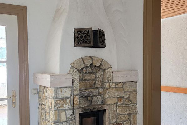 Casa a schiera modernizzata con fascino d’epoca e appartamento indipendente