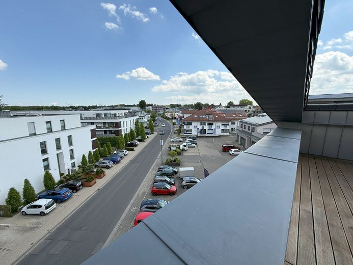 Exklusive und sehr zentral gelegene Penthaus-Wohnung in Simmerath – Aussicht von der Dachterrasse