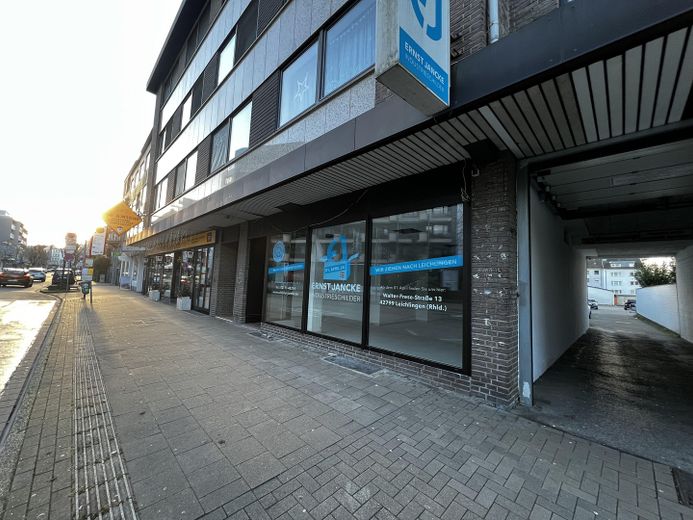 optionales Ladenlokal