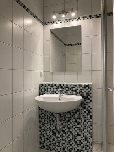 Wohnung im Opernviertel – Foto 5