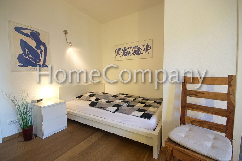 Moderne helle Wohnung mit ansprechender Möblierung, W-LAN möglich, direkte Innenstadtnähe und Laufweite zum Bergmannsheil-Krankenhaus – ece8b1b6bb052f6bd6613bbf4de1309fbf84d495.jpg