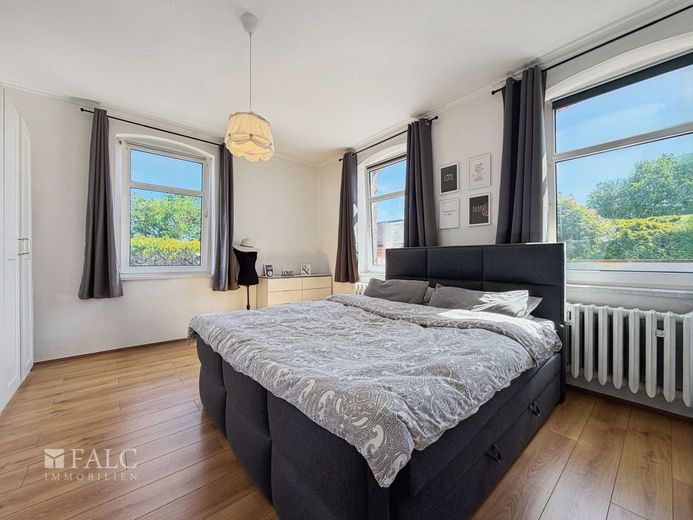 *Riserv.* Casa unifamiliare modernizzata con piscina e dotazioni di alta qualità. – Schlafzimmer