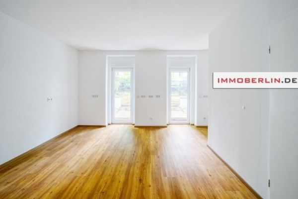 IMMOBERLIN.DE - Toplage! Komfortable Altbauwohnung mit Terrassen, Garten & großem Wintergarten