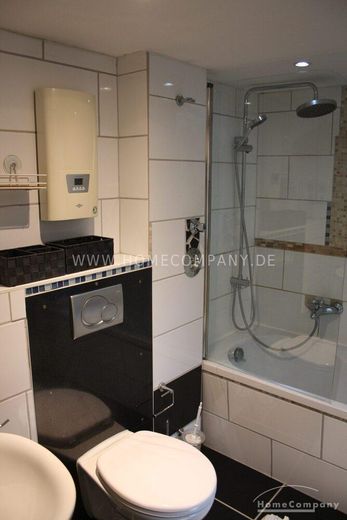 3 Zi.Whg., möbliert, 1. OG, Citylage in beliebtem Viertel. – 6255fc295049ea0753a8ccc4625368e0f06e9bed.jpg
