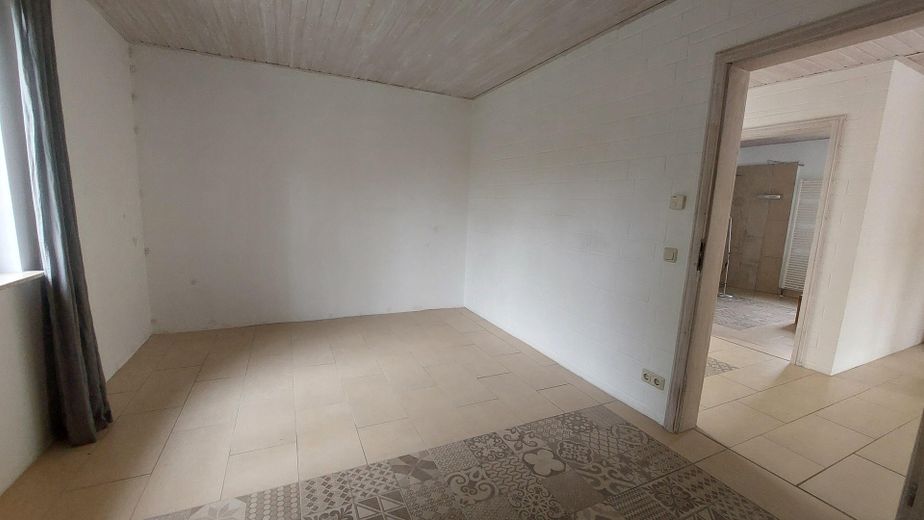 भूतापीय ऊर्जा, फोटोवोल्टिक, भंडारण, शून्य ऊर्जा लागत, बिना ब्रोकर – Schlafzimmer unten