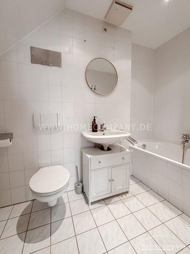 27202 HomeCompany Dresden Möbliert/Furnished 3-Zimmer Wohnung mit Balkon in Dresden-Naußlitz max. 4 Personen – bc375715021b269259fe341e323b707e84f26d45.jpg