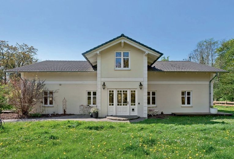 2554 schleswig holstein, plön, ostsee, selenter see, haus, pferdestall zu verkaufen