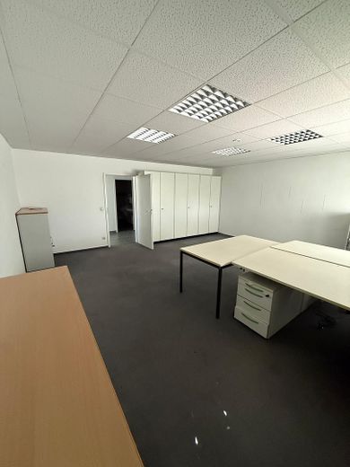 Oficina · Consulta · Autoescuela · Formación: dos plantas, divisibles desde 40 m² – Foto 3