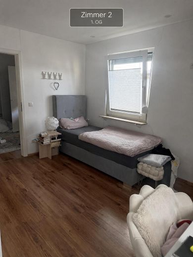 624 m² Grundstück mit Entwicklungspotenzial – modernisiertes Einfamilienhaus in Lorsch – OG Kinderzimmer 3