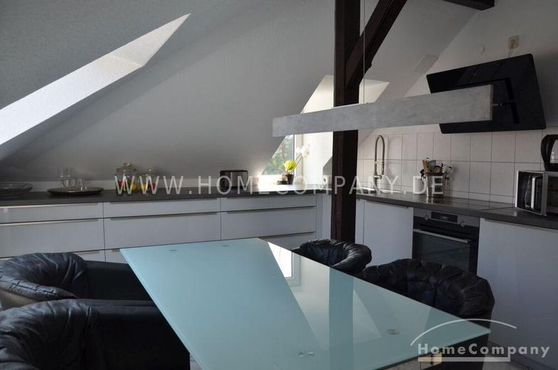 Sehr schöne 2 Zi.-Wohnung im 3. OG mit Dachterrasse. In der Nähe zur Uni, komfortable Wohnung mit KFZ-Stellplatz vor der Tür. – 6a1f02dce3aa5d4c89307f1de3a0f444918b2353.jpg