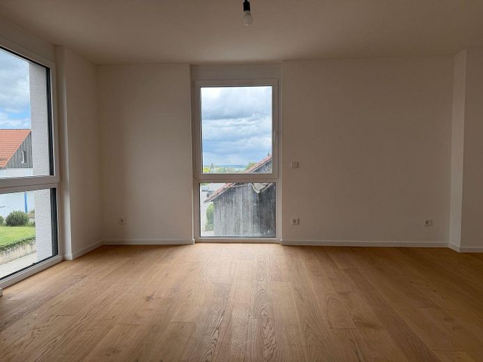 Moderne 2-Zimmer-Neubauwohnung mit Klimaanlage, Balkon und EK – Schlafzimmer
