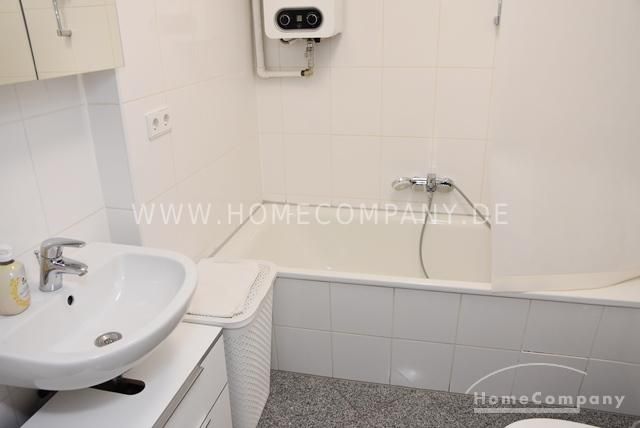 Zentrum, Modern möblierte Wohnung mit Balkon im 1. OG in zentraler Lage – 3ea08993b5da97e85d876ce96256726599fcc188.jpg