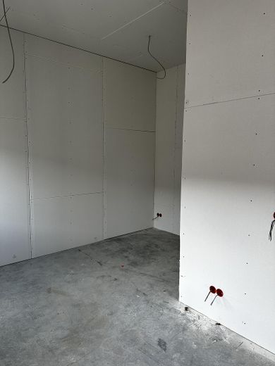 Moderne Warmhalle 1x114m2/NE5, 1x114m2+22m2 Büro/NE6 – Foto 11