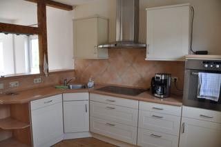Casa unifamiliare in posizione tranquilla e centrale con splendida vista – Foto 2