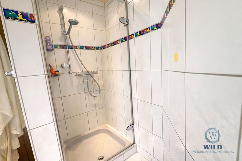 Neuer Preis! 3-Zimmer-Wohnung mit Terrassenflair in ruhiger Lage von Riegelsberg! – Dusche