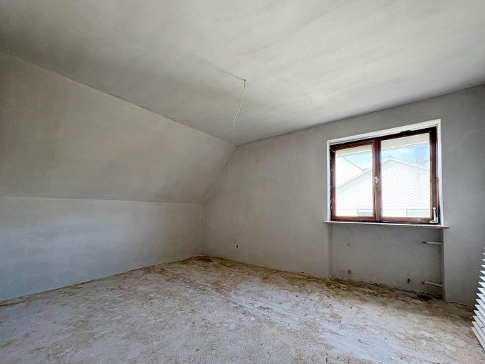 Zweifamilienhaus, teilvermietet, Wohnung im OG in Renovierung. Zentrale Lage Hamm/Sieg – Foto 13