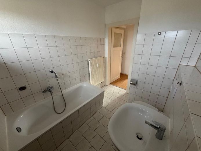Helle 3-Zimmer-Wohnung im 1. OG sucht Nachmieter - Reusa nahe dem Krankenhaus – Bild 12
