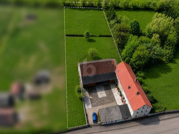 NATUR PUR- VIEL PLATZ FÜR DIE GESAMTE FAMILIE – Foto 1