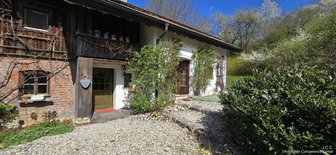 Landhaus - naturnahes Wohnen in ruhiger, dörflicher Umgebung - Geretsham 9, Triftern
***   STARTPREIS: 525.000,- EUR - ZIELPREIS  730.000,- EUR   *** – Geretsham 9_17.04.2026_ (22)
