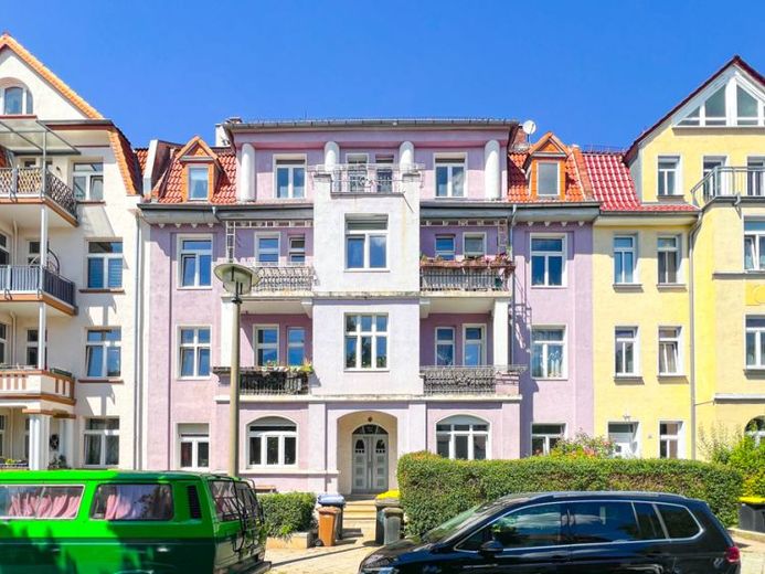 Große Etagenwohnung mit 2 Balkonen in Erfurt Daberstedt – फोटो 1