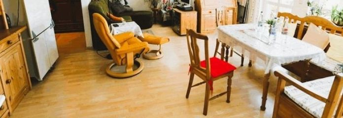 Wynajmowane i bardzo zadbane mieszkanie własnościowe 1,5-pokojowe z garażem podziemnym, piwnicą i poddaszem (schody strychowe w mieszkaniu)